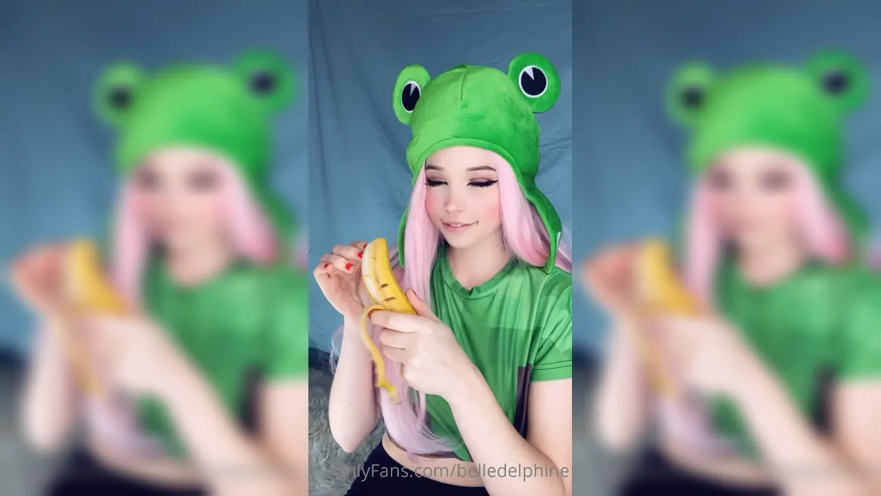 belle delphine feet