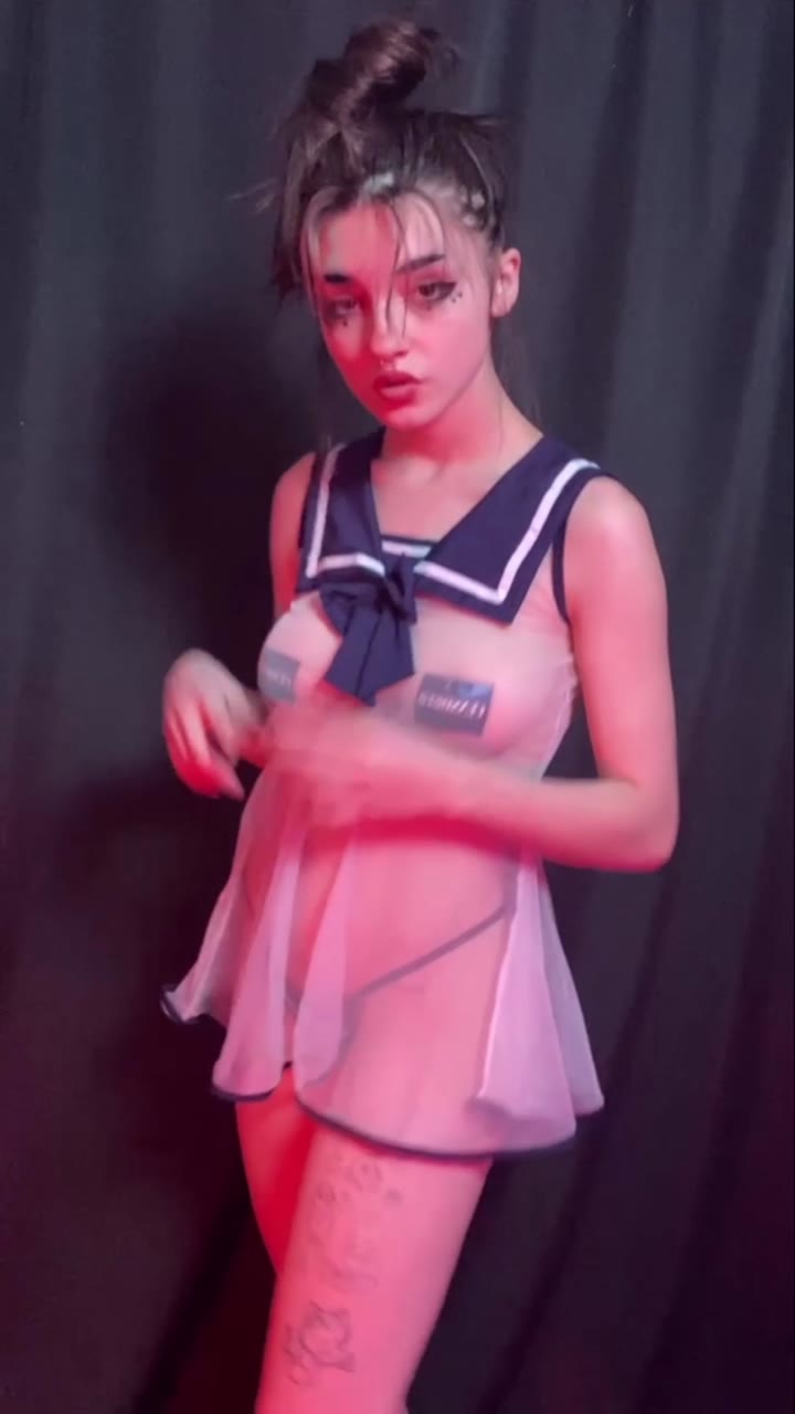 lilmochidoll titfuck