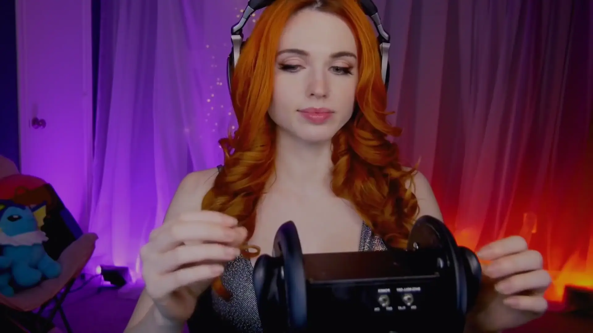 amouranth threesome