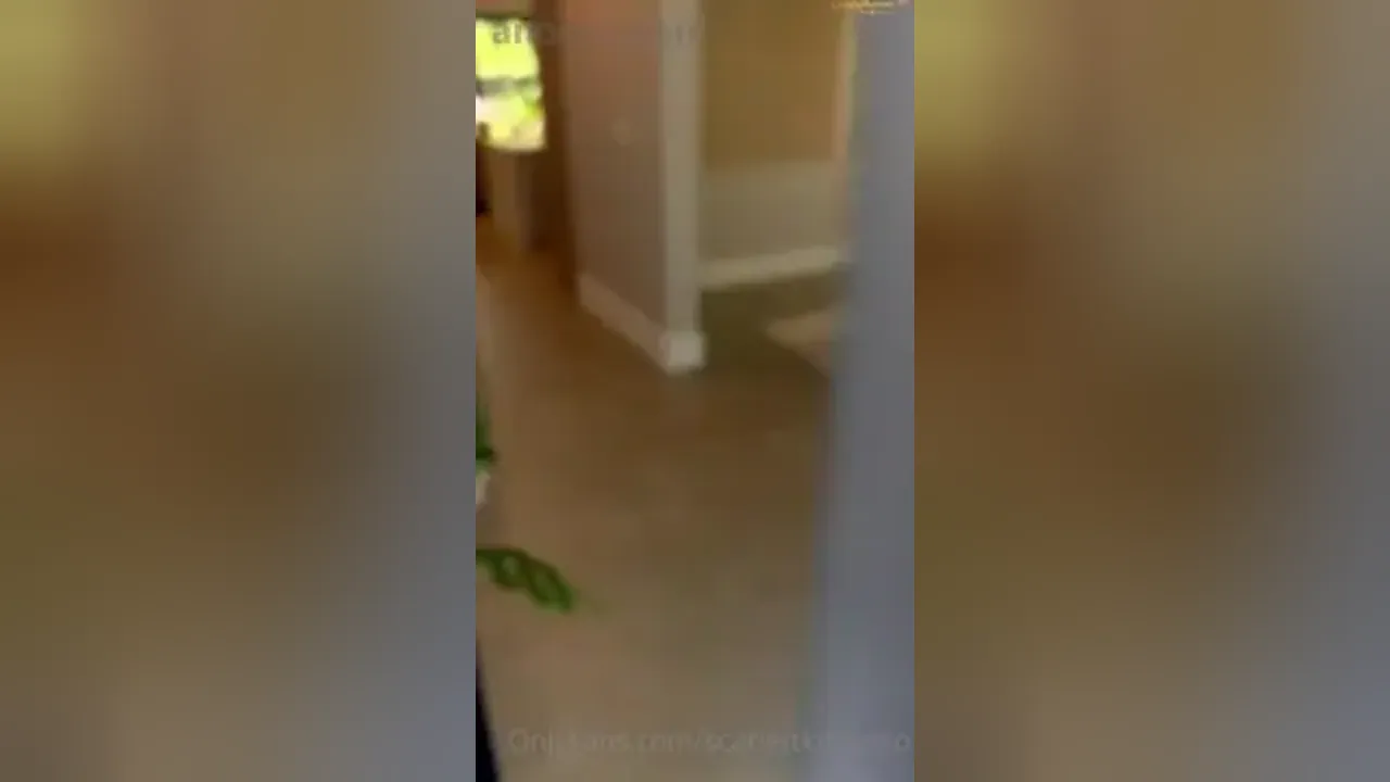 scarlettkissesxo nude onlyfans