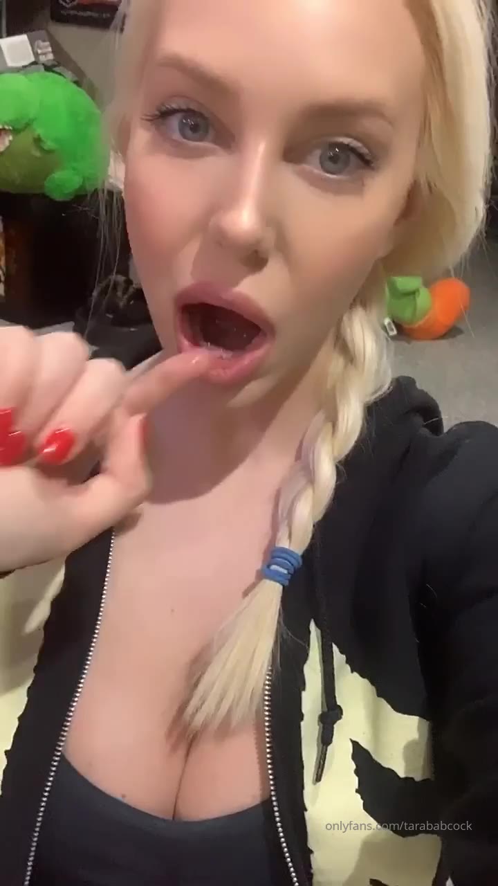 tarababcock dildo