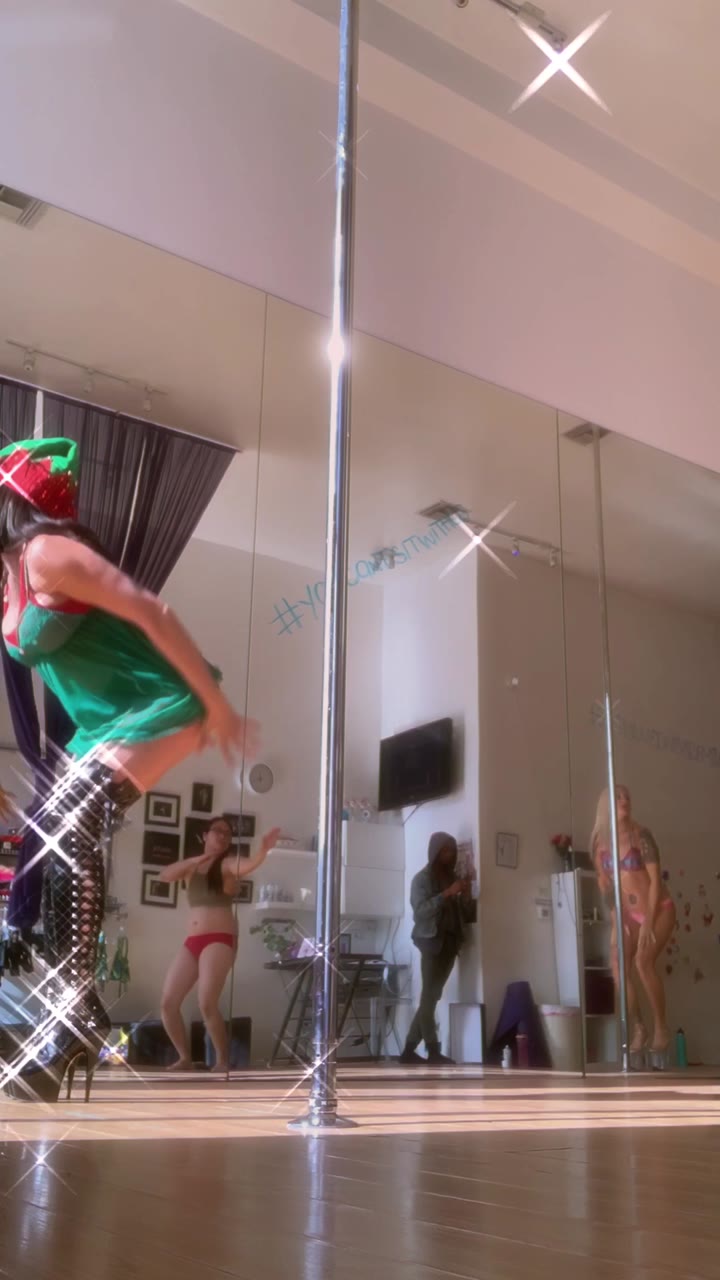danika maia sex