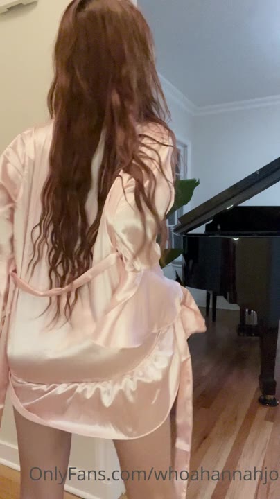 woahhannahjo footjob
