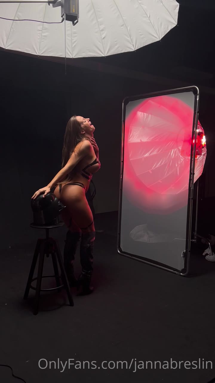 janna breslin leaked only fans