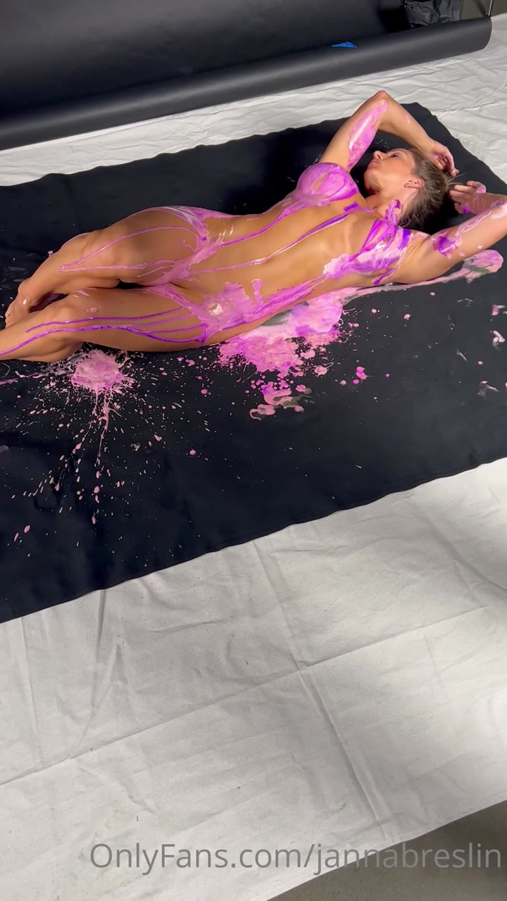 janna breslin onlyfans nudes