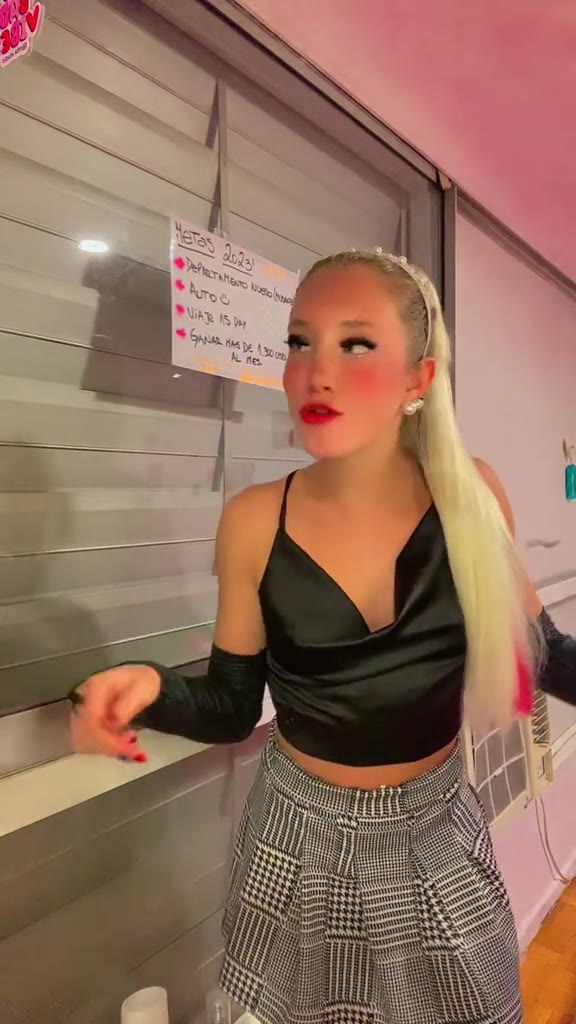56 clariiquinn onlyfans leak full video