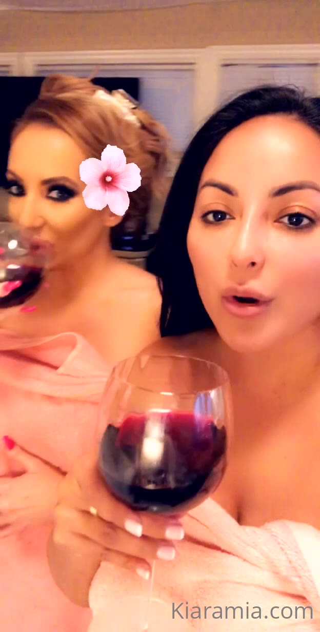 12 Big tits Latina karamitch leaked onlyfans