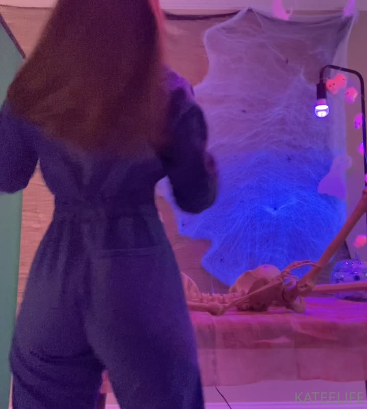 kateelife boo dance