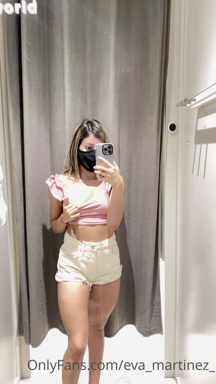 https://onlyfans.com/eva_martinez_