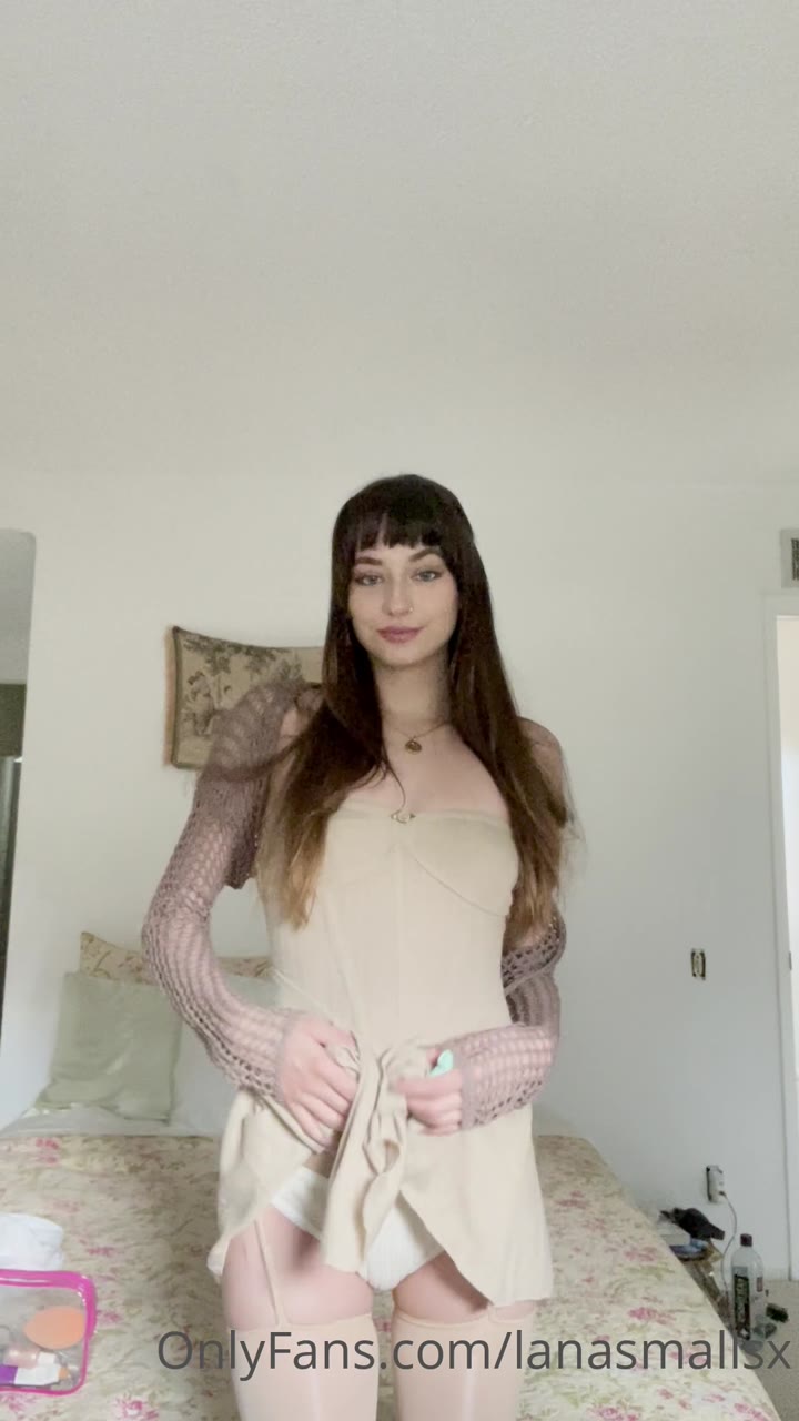 Petite Lana Smalls leaks