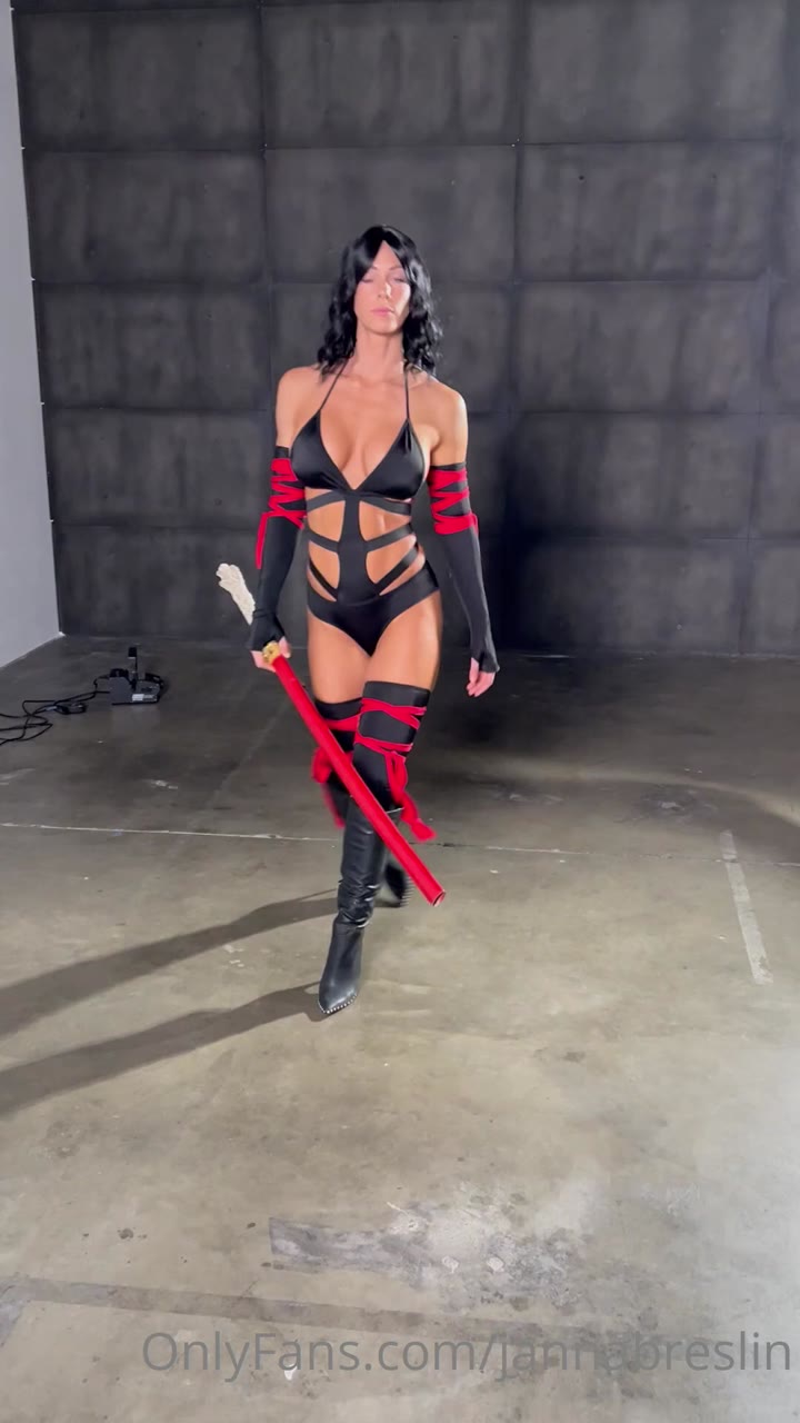 janna breslin height