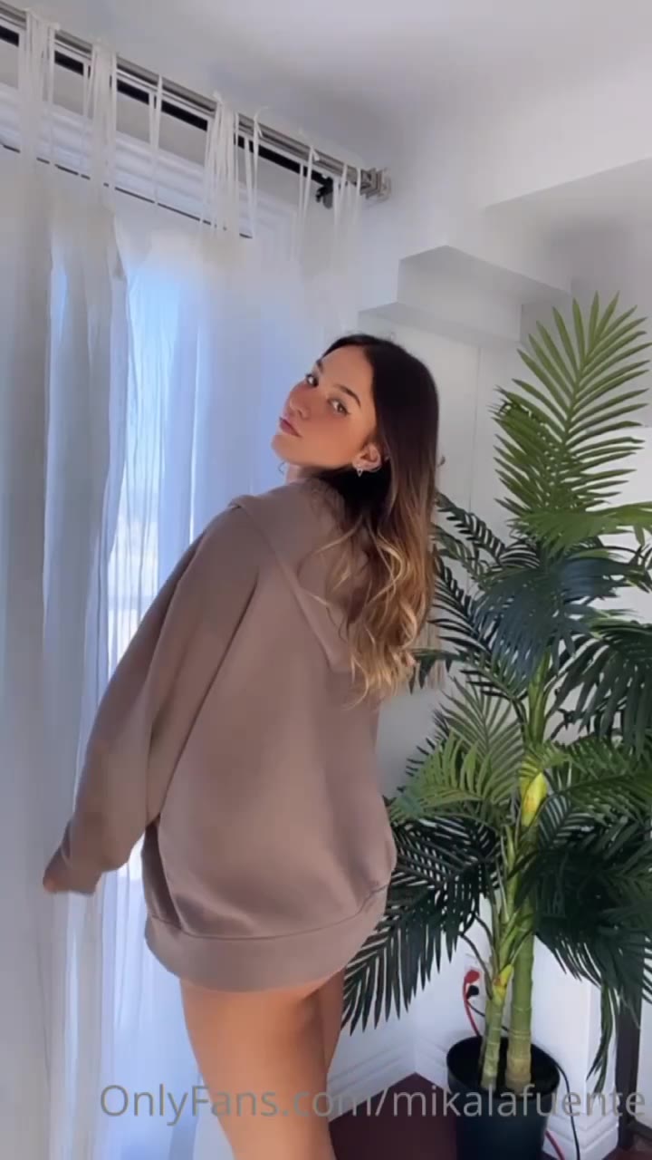 mika lafuente nude