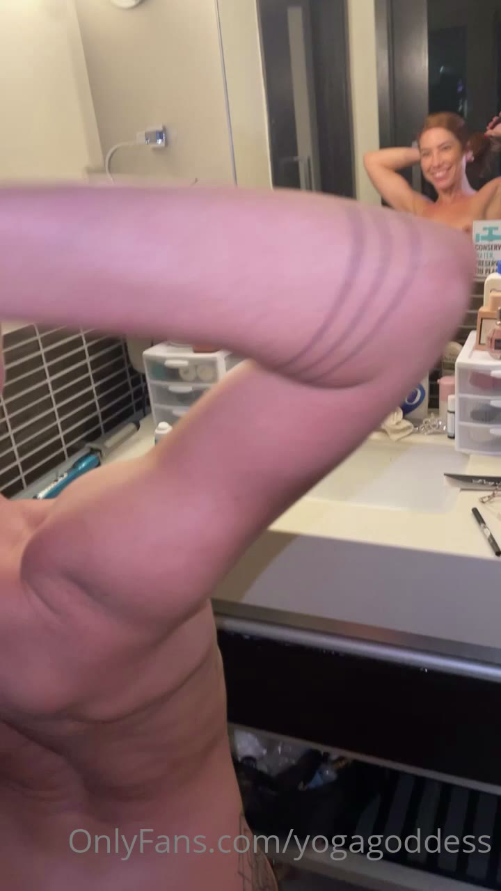 104 yogagoddess nude onlyfans leaked
