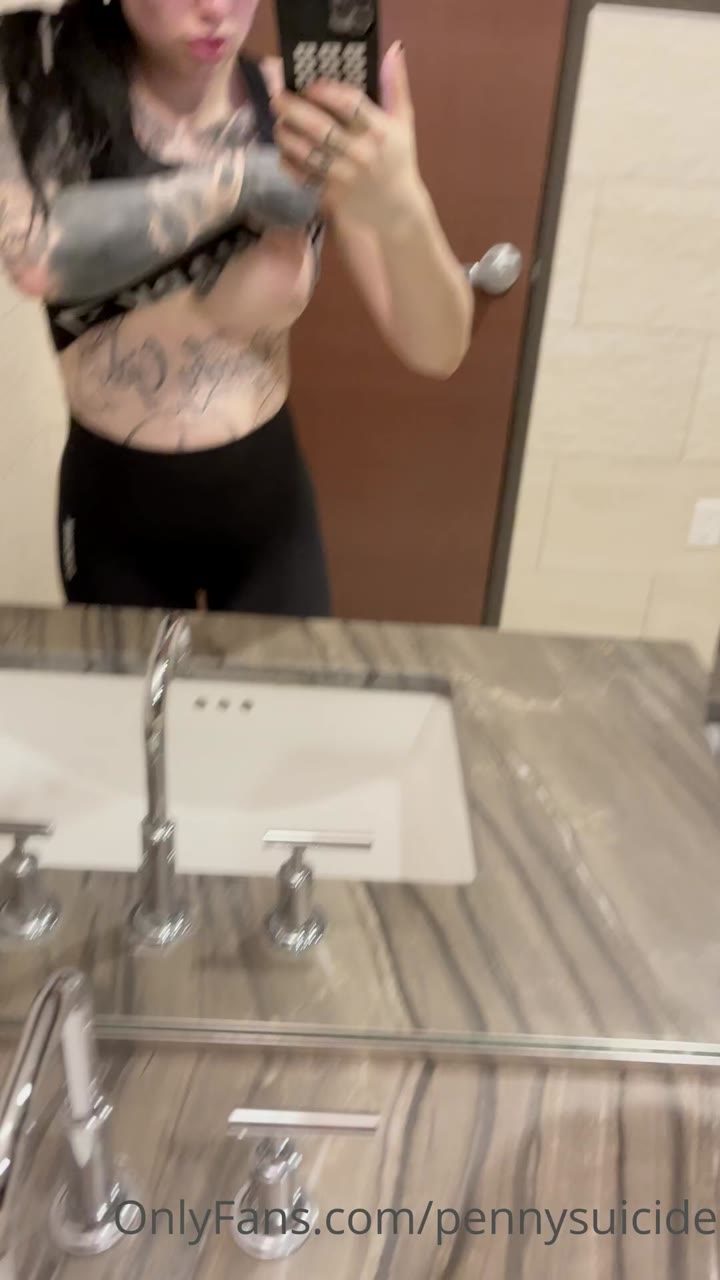 15 pennysuicide nude leaked onlyfans
