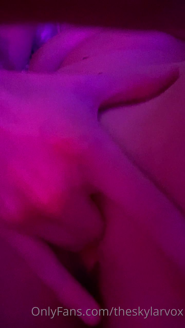 skylar vox facial