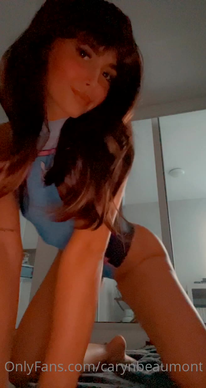 15 Carynbeaumont onlyfans leaked