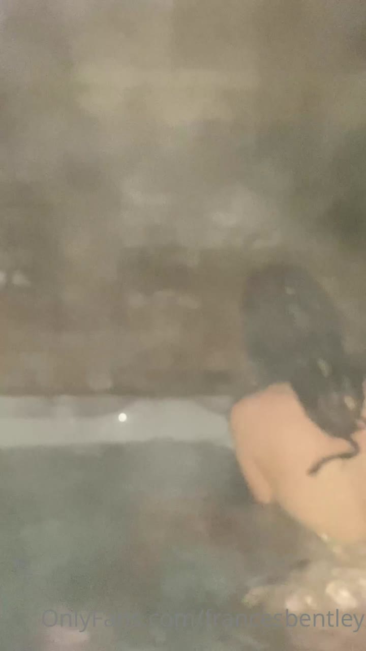 39 Frances Bentley onlyfans leaked full video