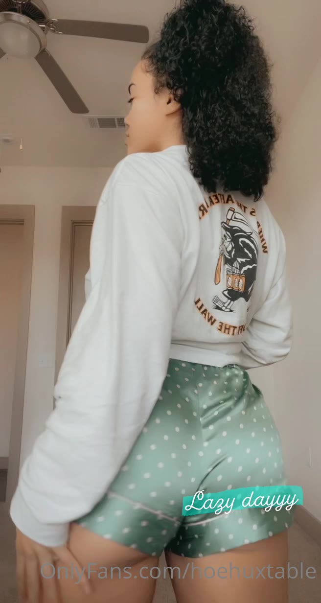 64 BabyMalaya nude onlyfans leak