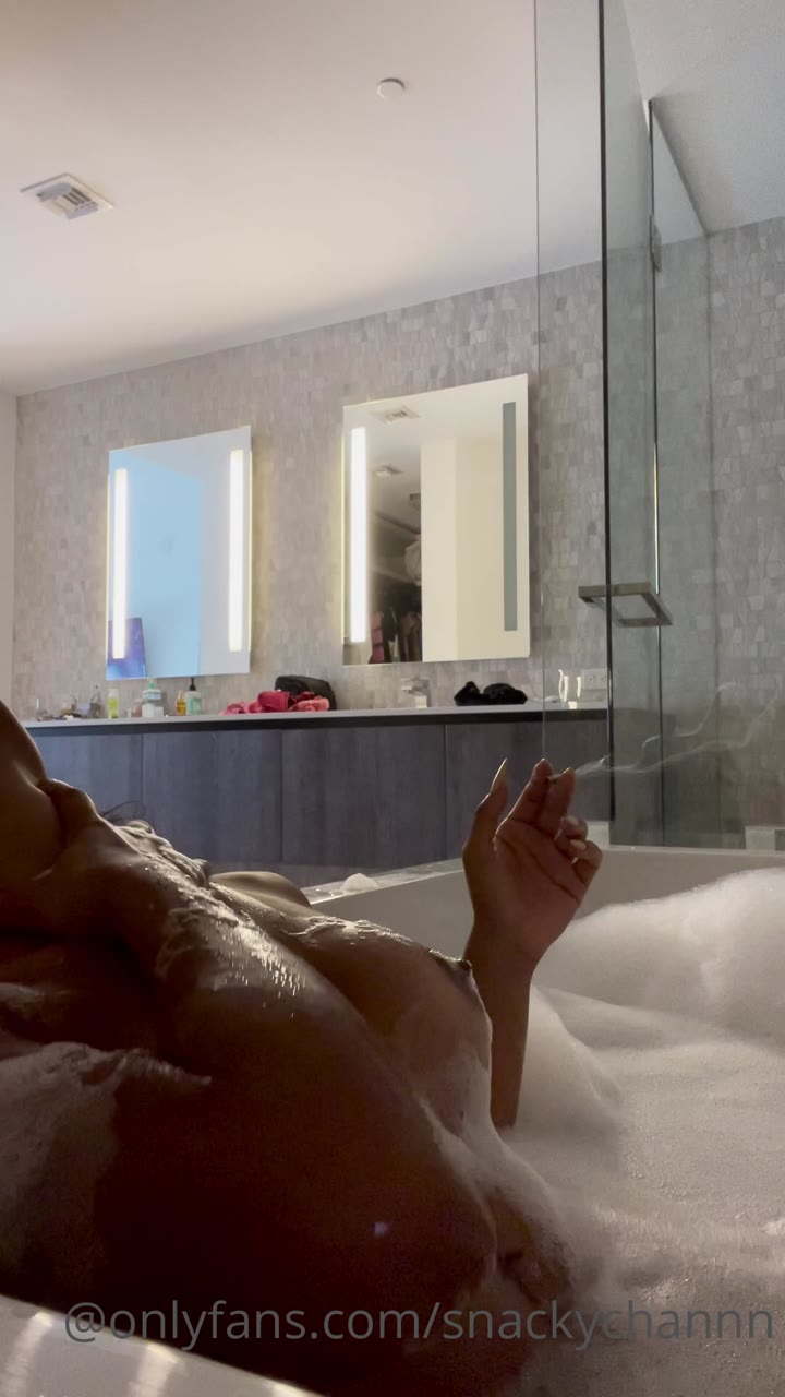 51 snaxychann onlyfans leaked full vid