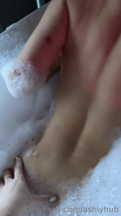 tana mongeau blow job
