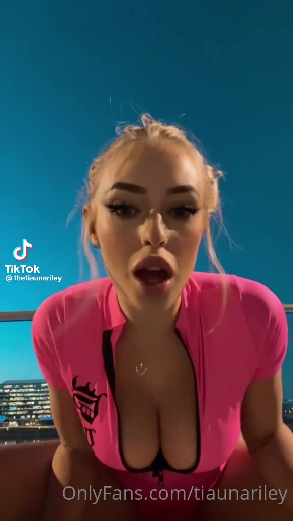 68 Tiauna Riley onlyfans leaked
