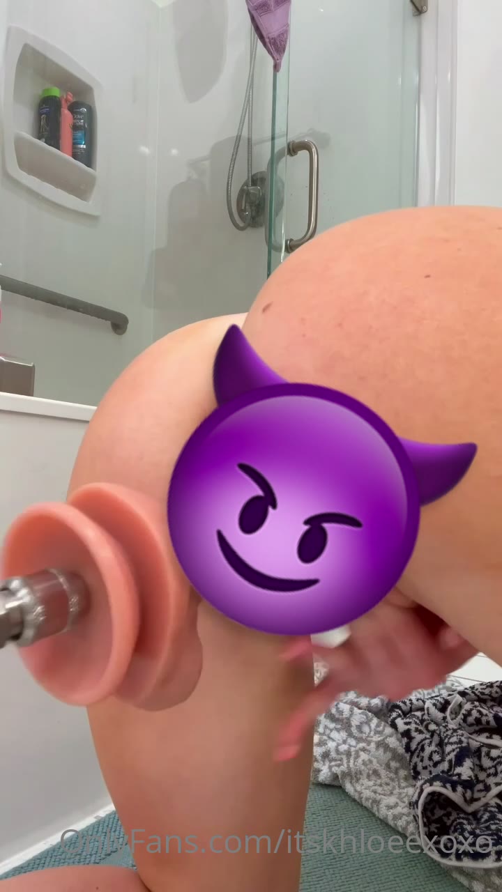 94 khloeexoxo onlyfans leaked