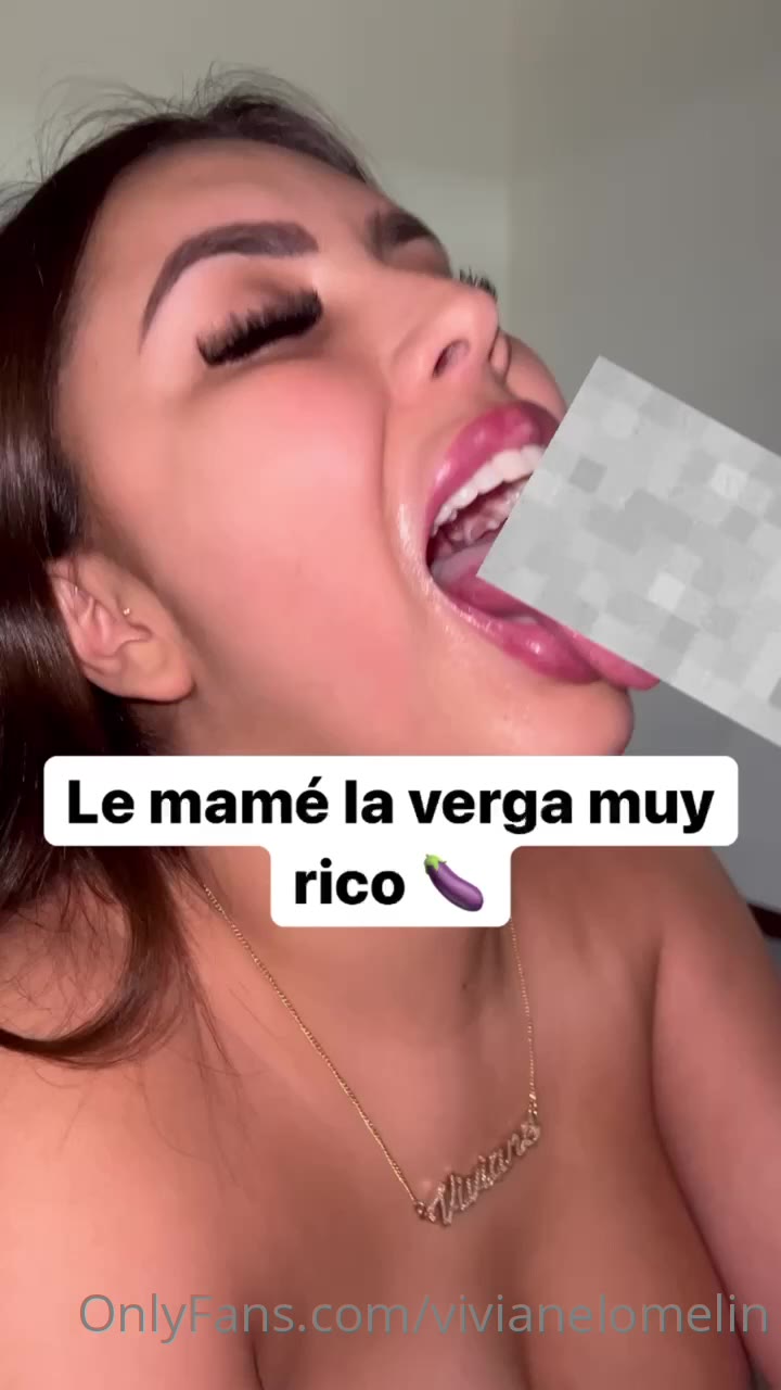 viviane lomelin sexy ass