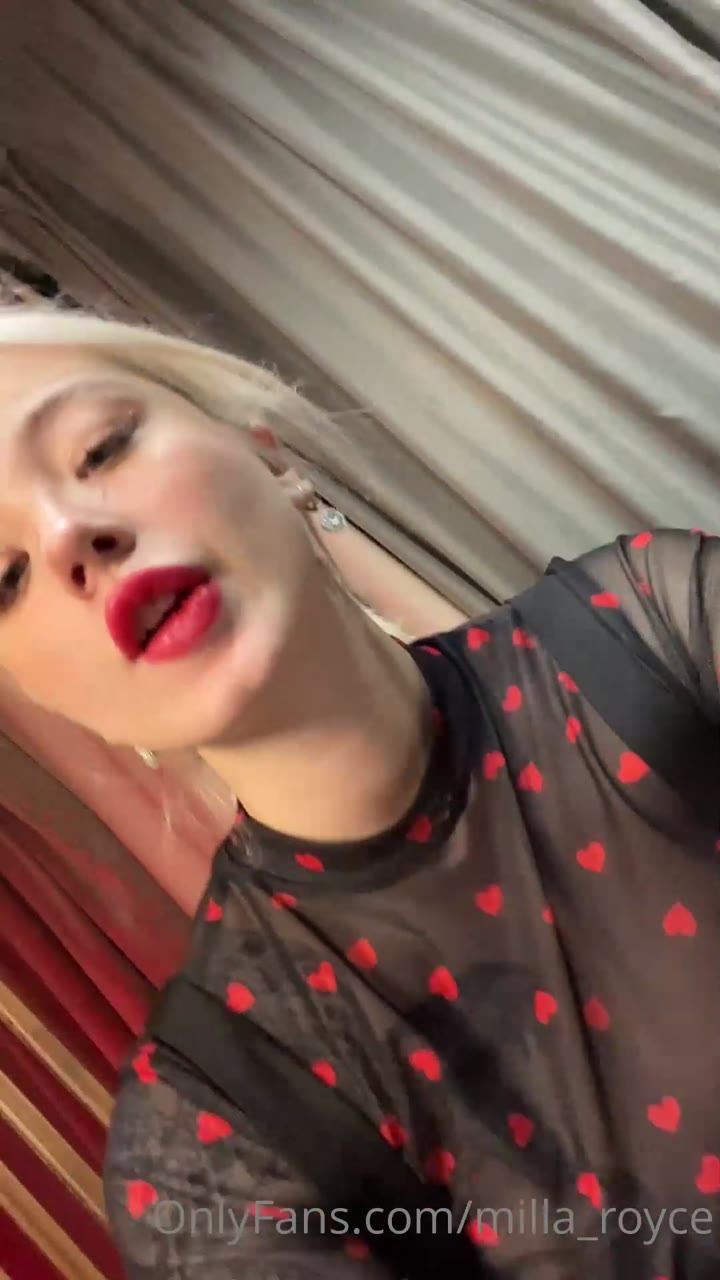 milla royce dildo pussy
