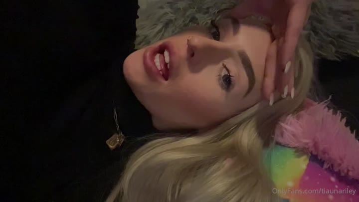 6 Tiauna Riley nude onlyfans leaked