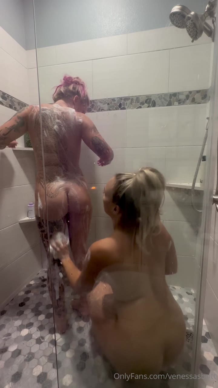 45 venessasbutt onlyfans leaked