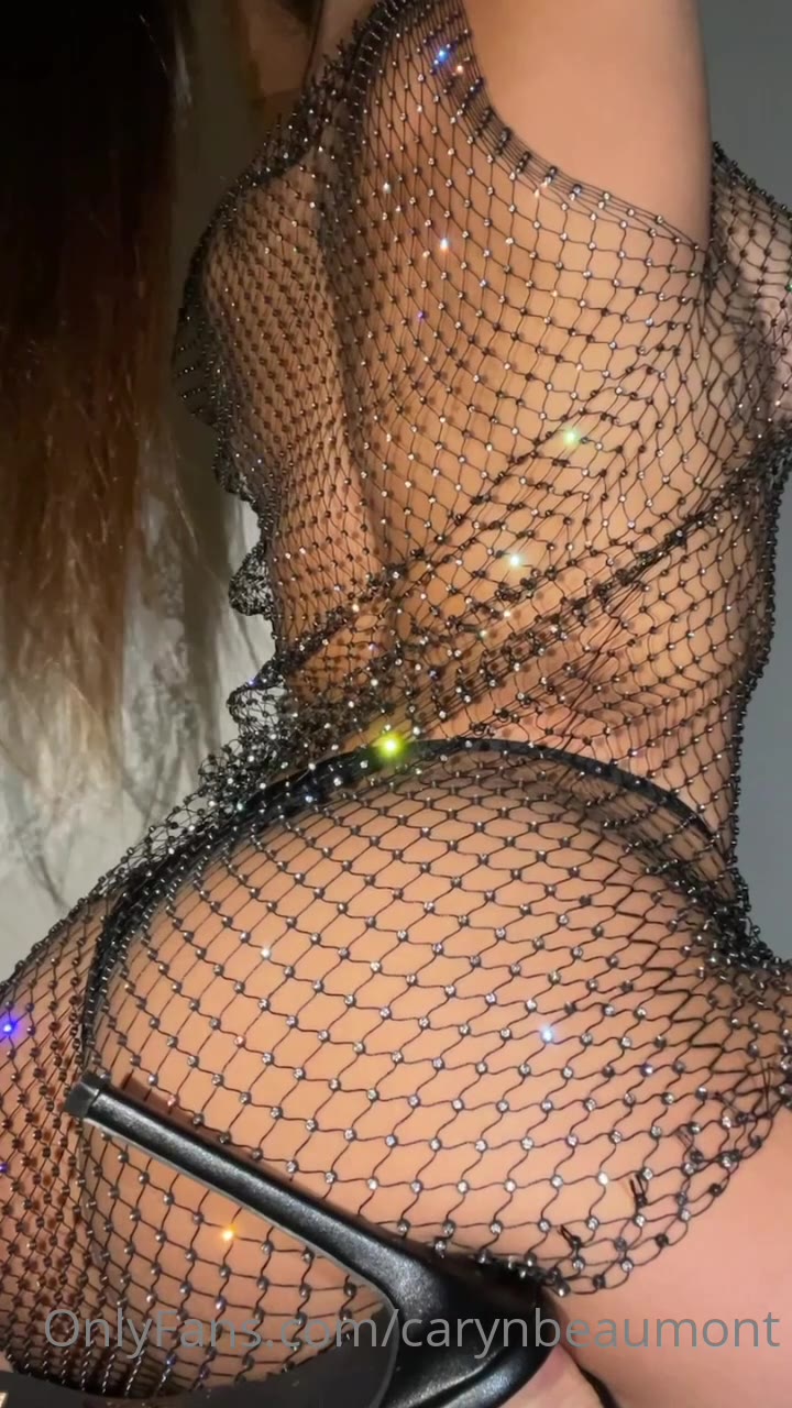 49 Carynbeaumont onlyfans leaked
