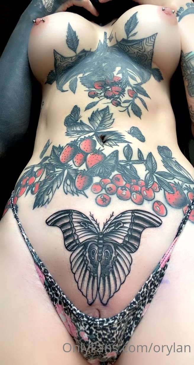 orylan tattoo model