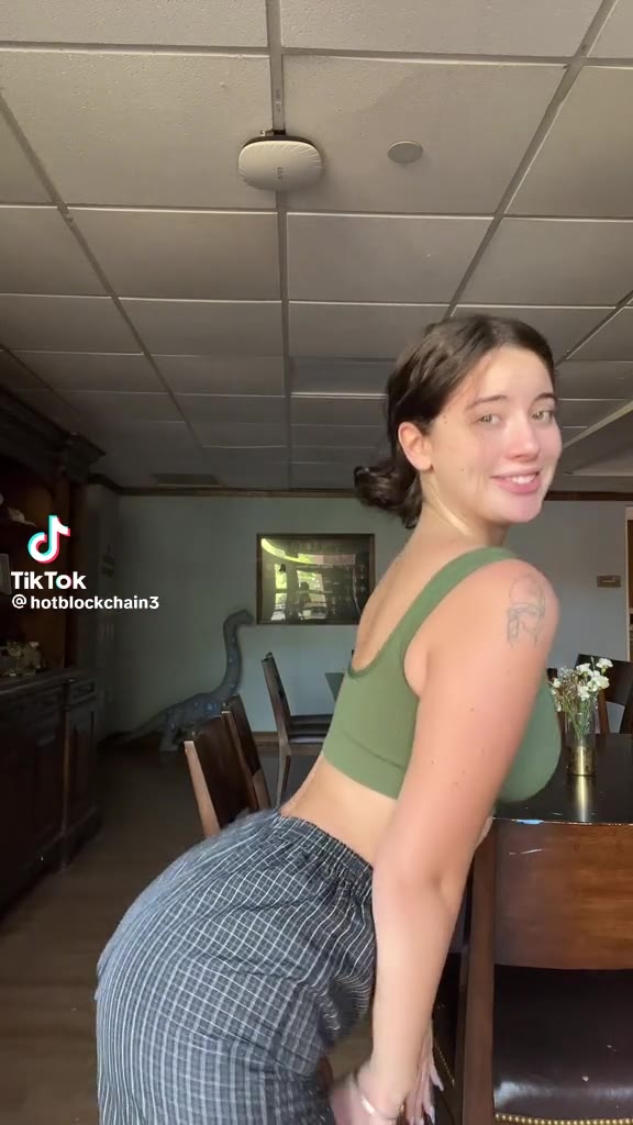 hotblockchain nude
