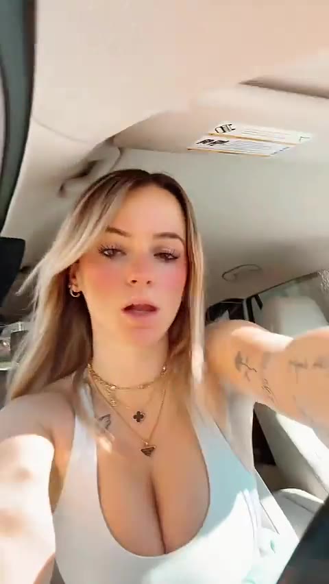 kaitlyn krems nude boobs