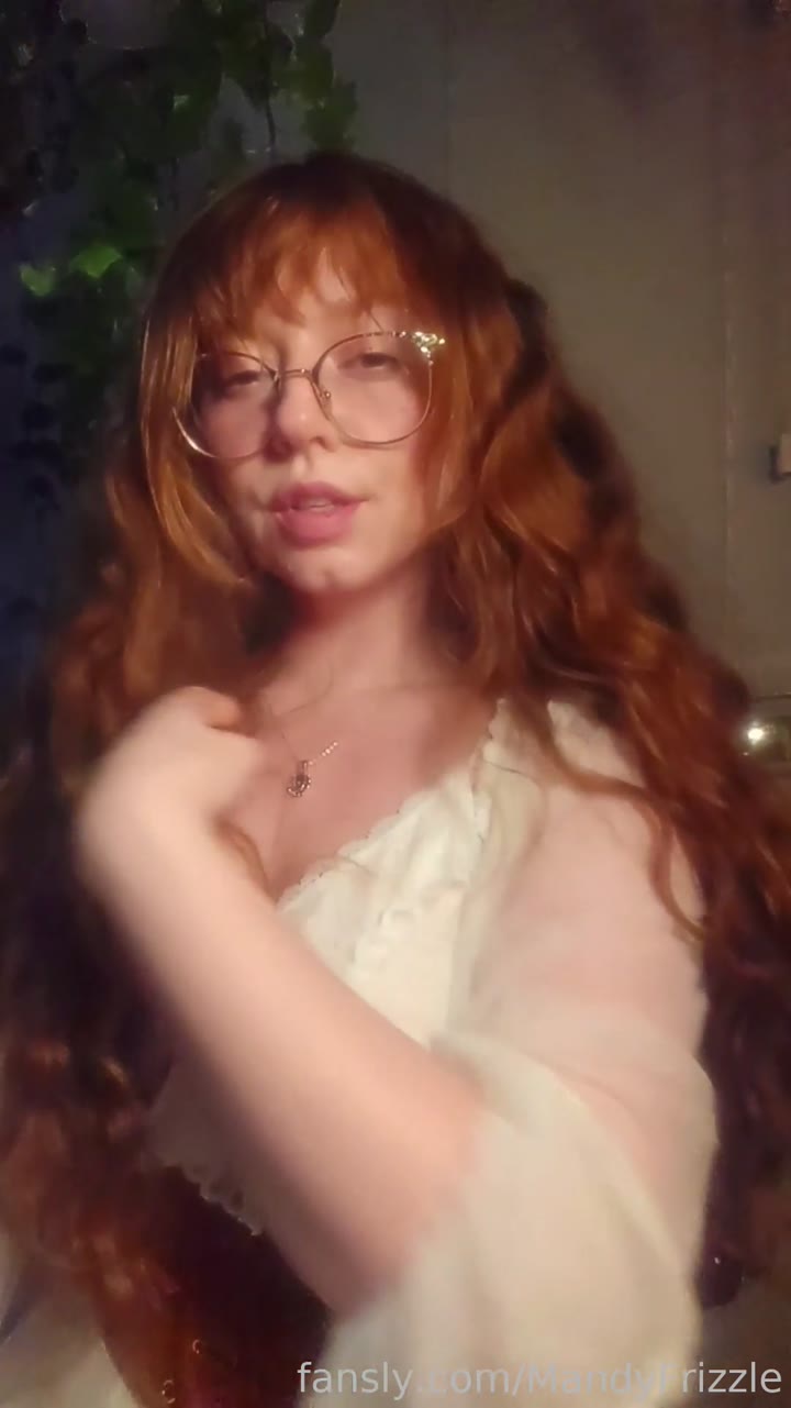 584 mandyfrizzle onlyfans leaked