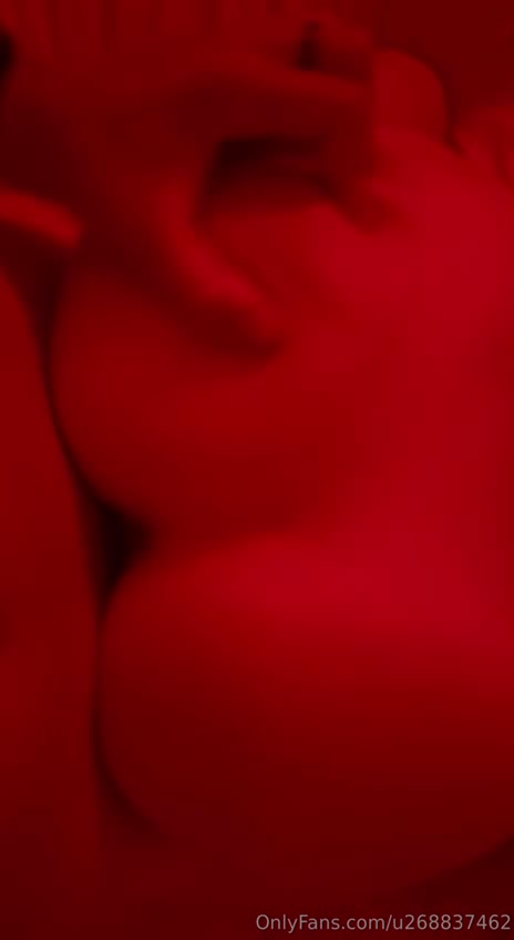 hailey sigmond nude