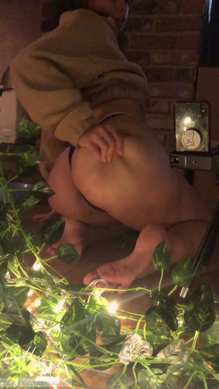 82 urlilgoddess onlyfans leaked