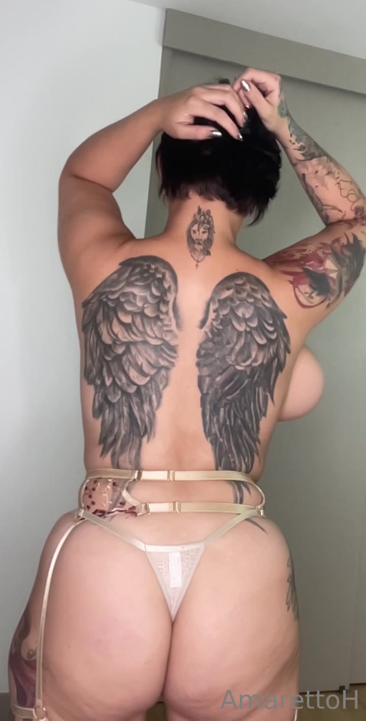 100 amarettoh onlyfans leaked