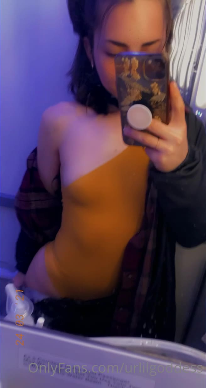 327 urlilgoddess onlyfans leaked