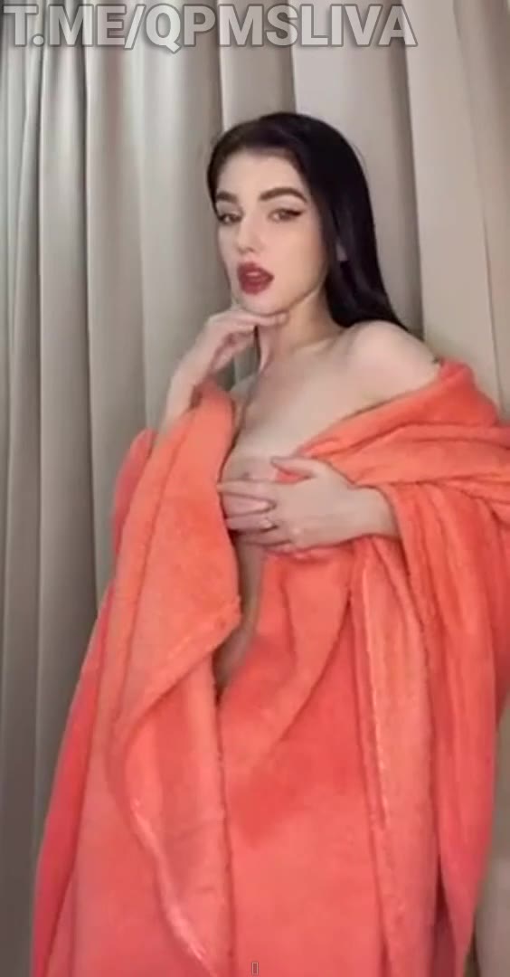 irena ortega gifs