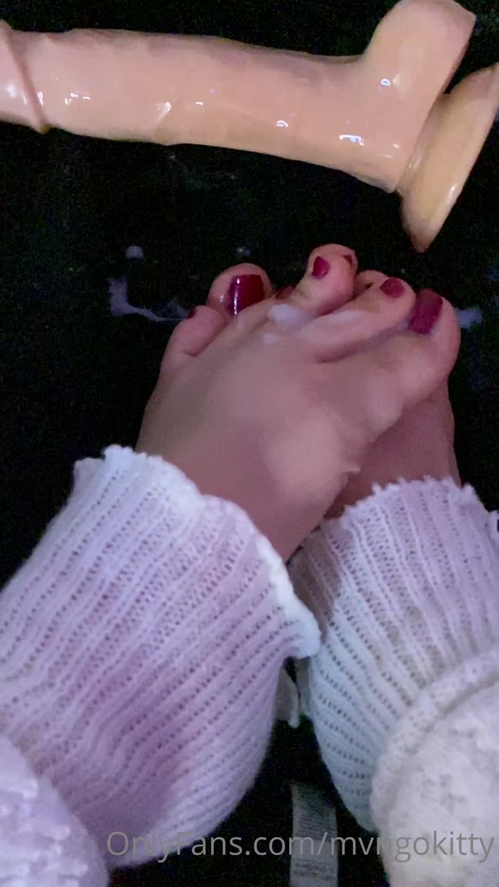 mvngokitty nude pics