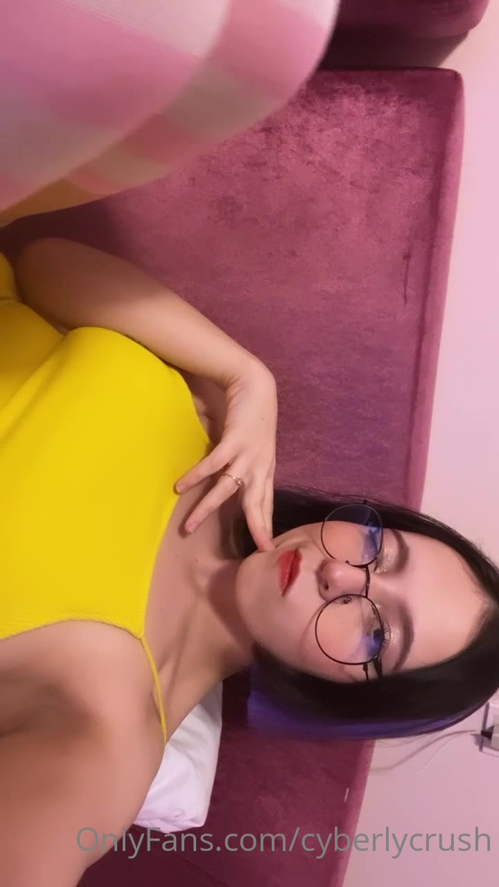 cyberlycrush porno