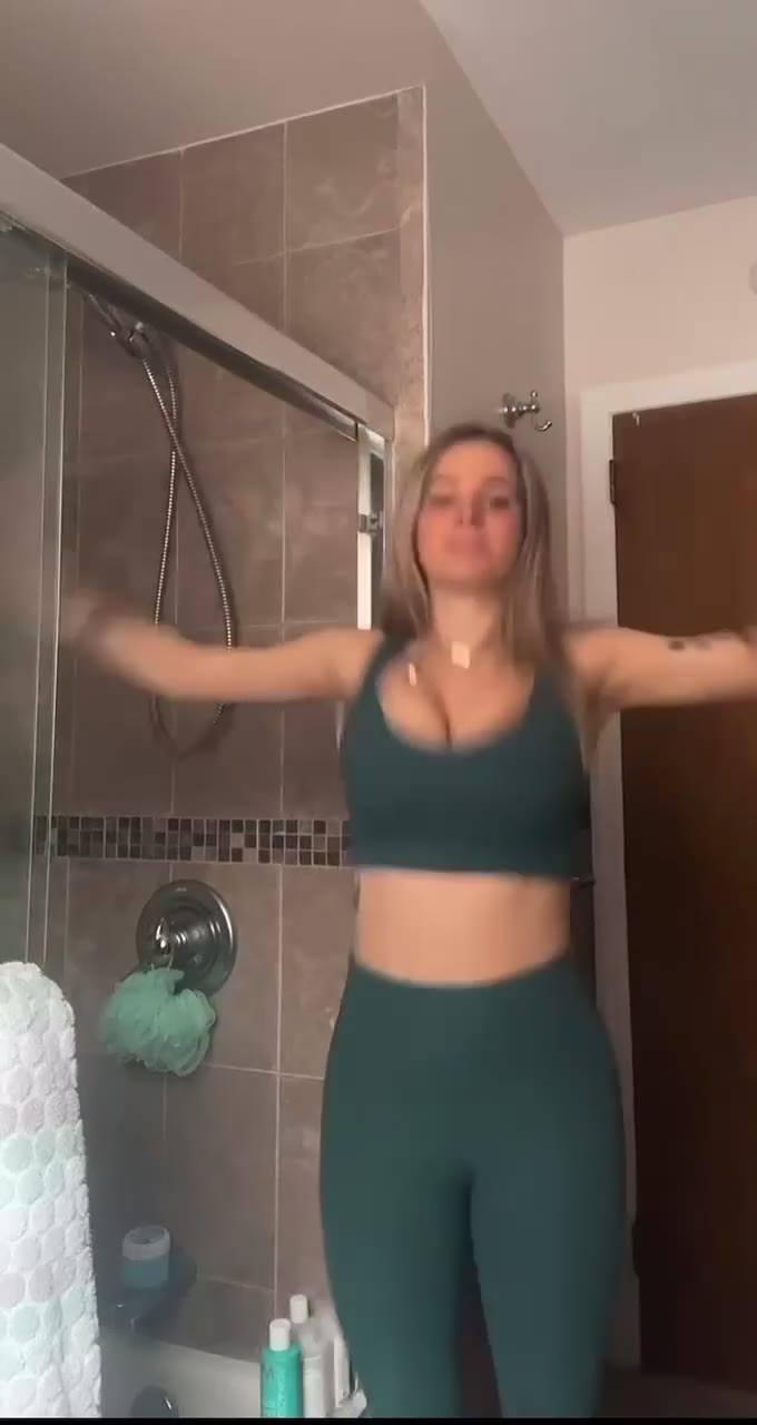 kaitlyn krems onlyfans leaks