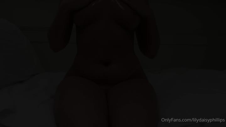 petite Lillian Phillips Nude leak
