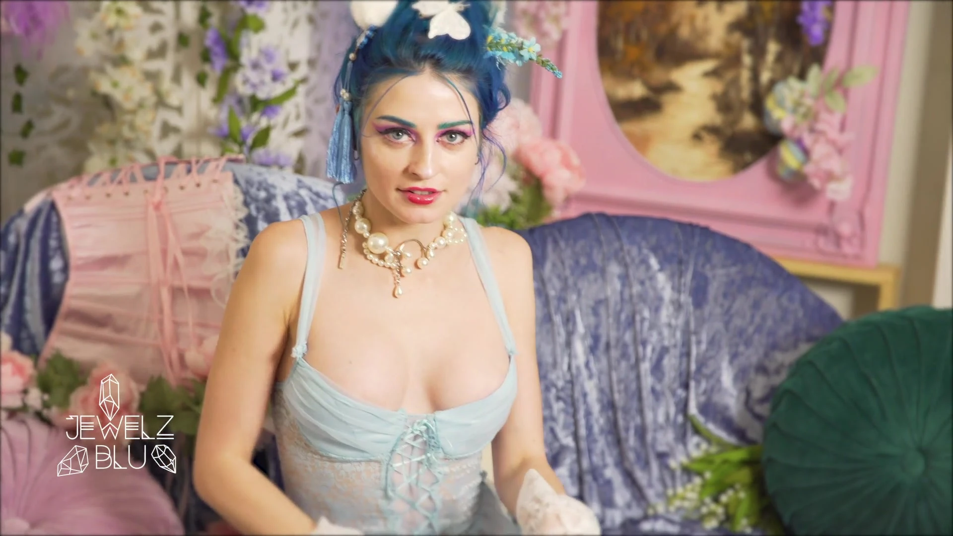 Exposed whore hoe Jewelz Blu only fans