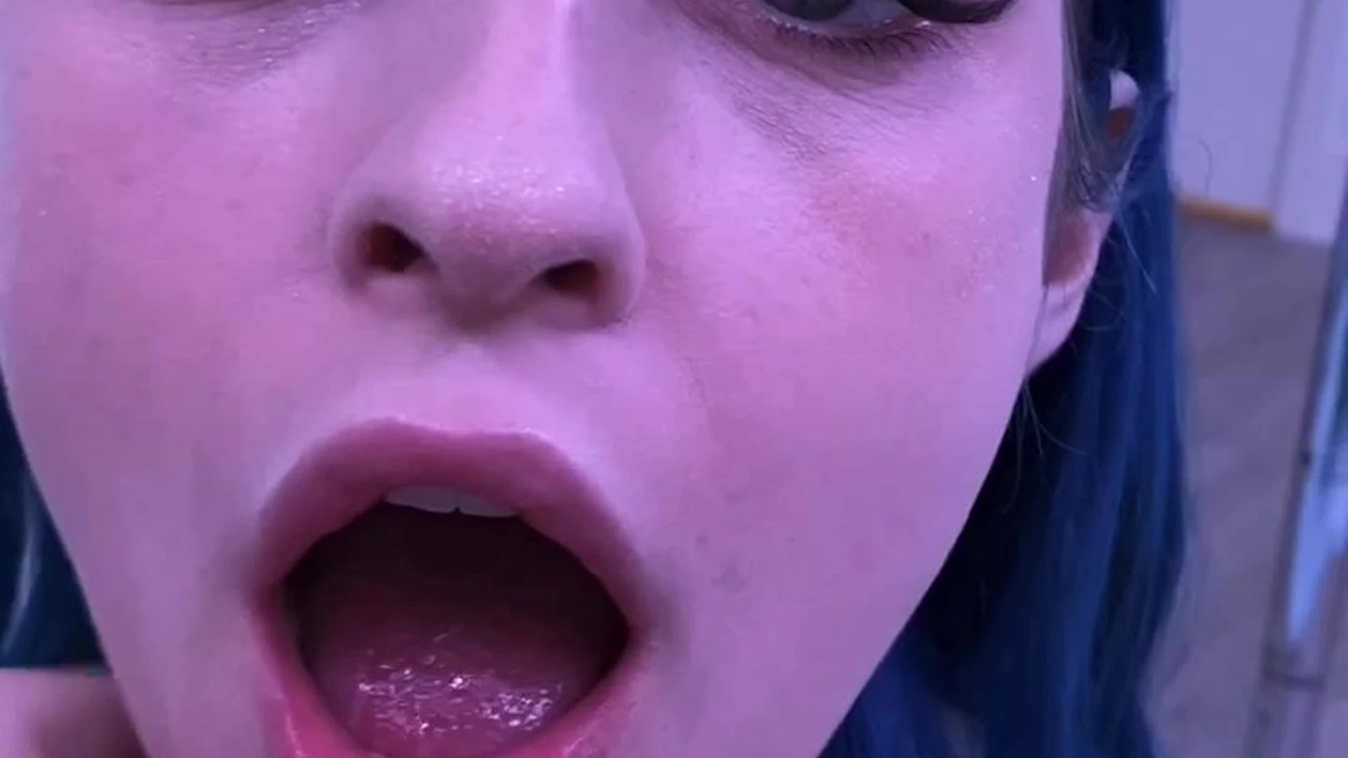 shy Sweating of girl Jewelz Blu onlyfans nudes