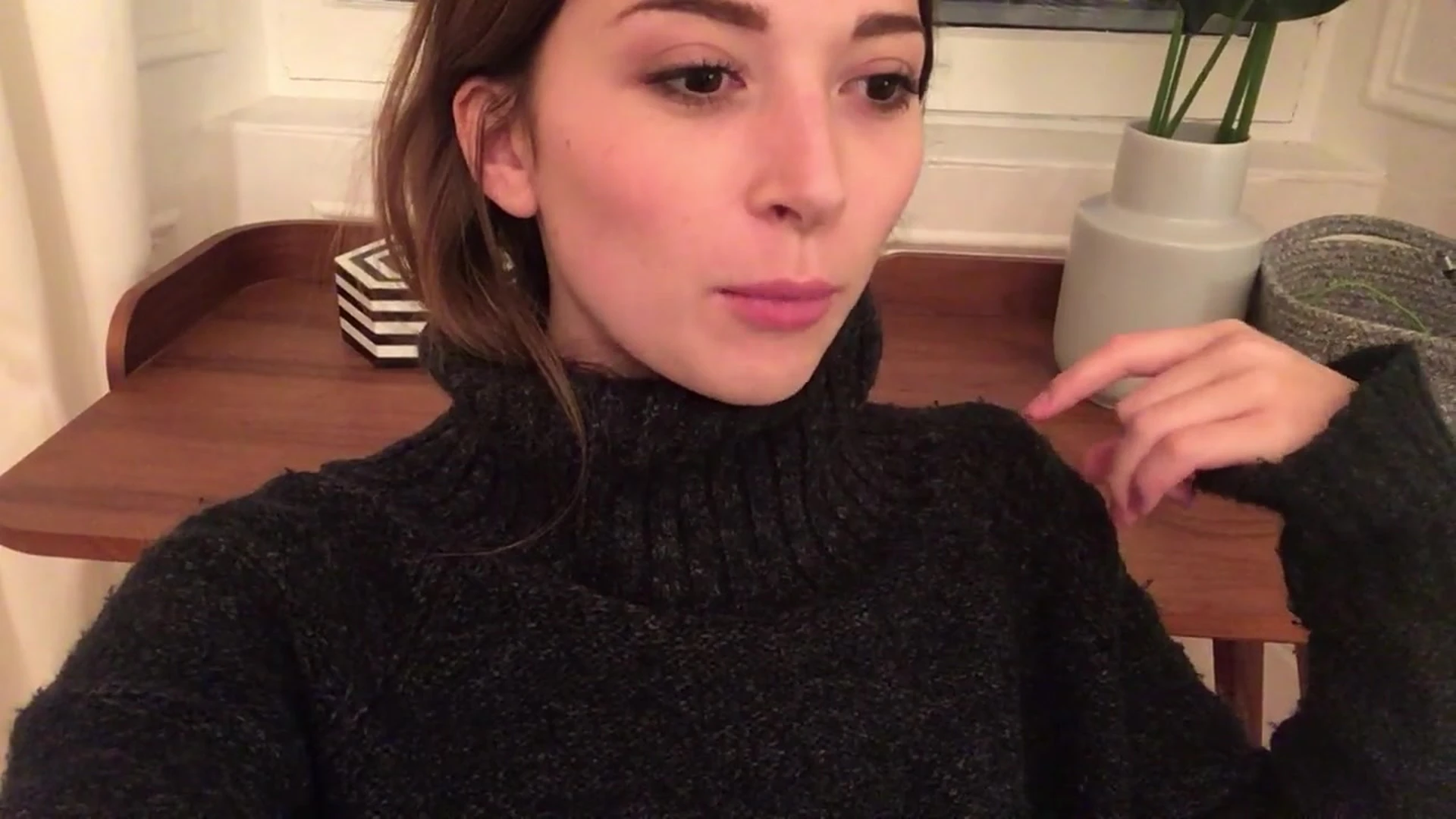cutie slim Eva de Vil tits full vid Epic