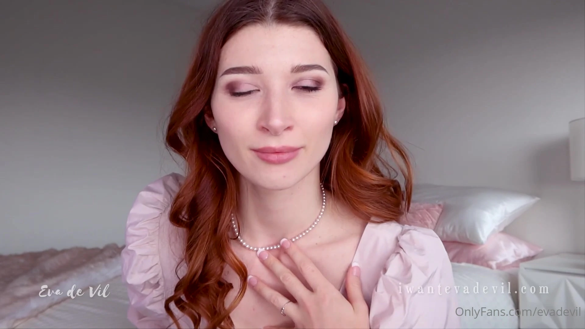 femdom Eva de Vil nude tits Epic