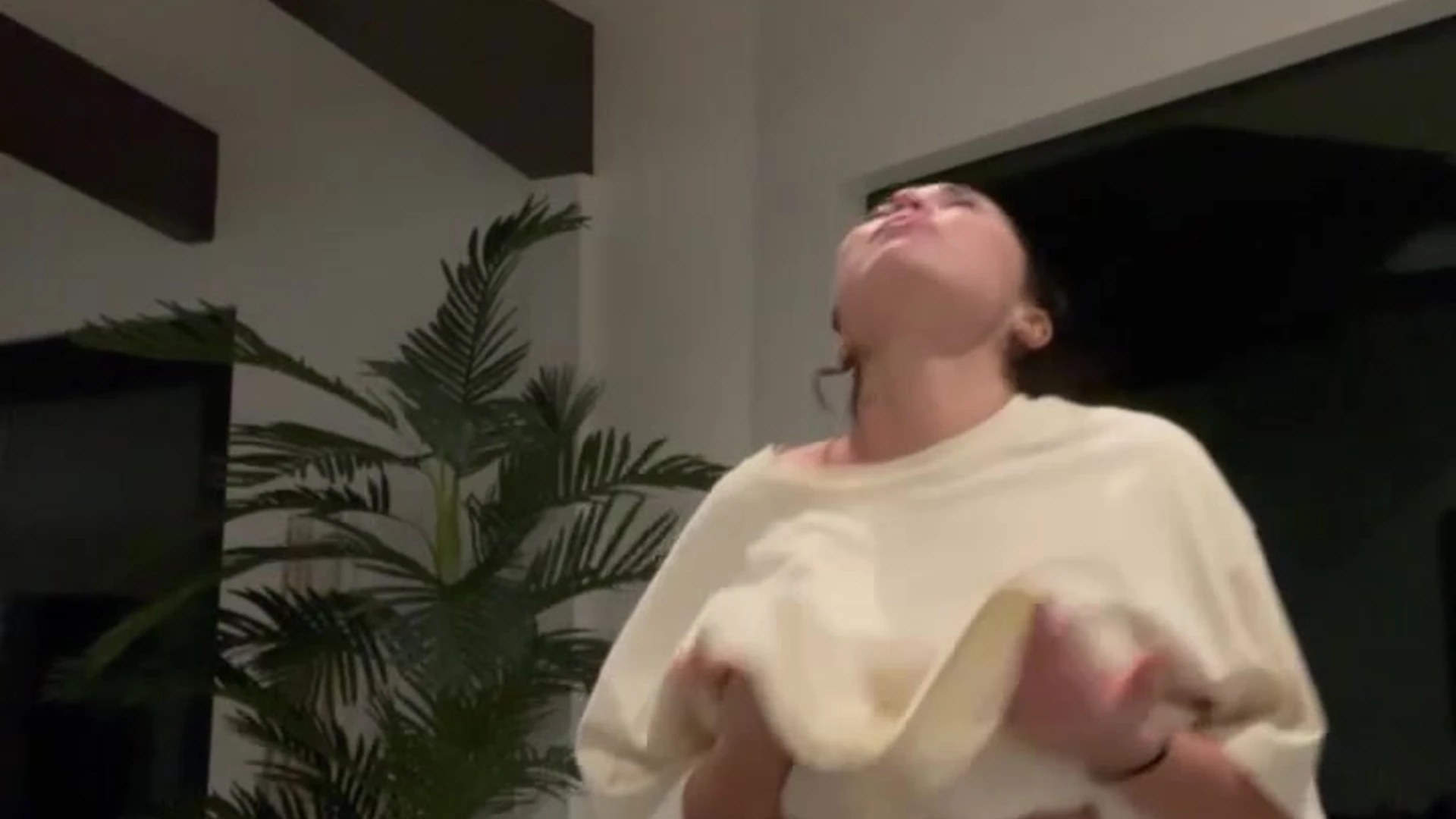 Sensational egirl natural tits cristiana love tits Full leaked video