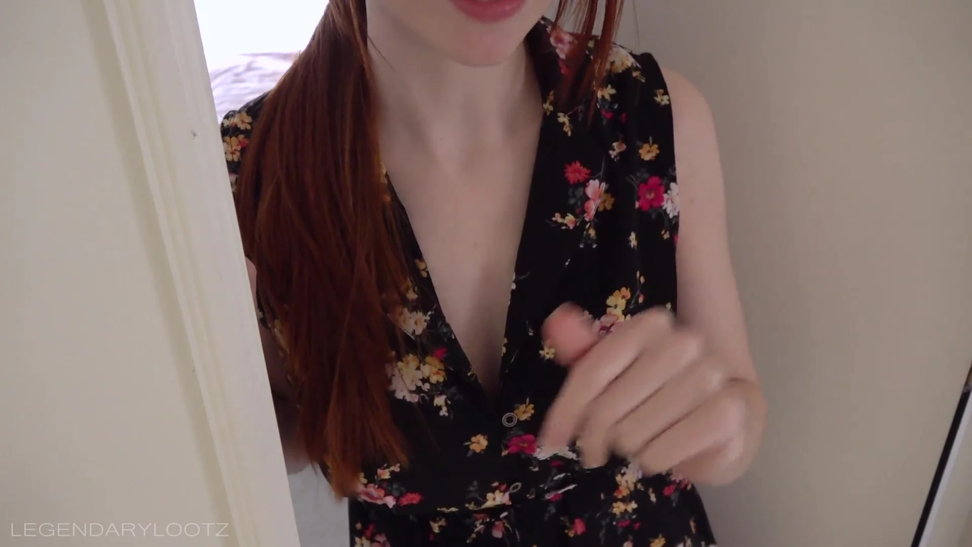 Sensational cutie natural boobs Legendarylootz pic leaks